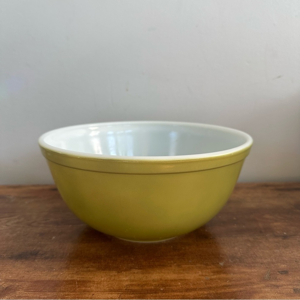 Vintage Pyrex Green Verde 403 Mixing Bowl